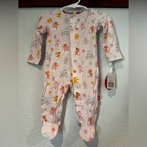 NWT Magnetic Me “Playground Pals” Footie